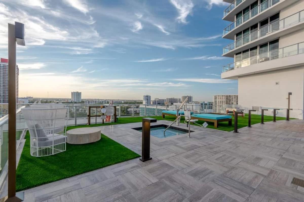 Lyfe On The Beach 25Th Floor 1 Bed Unit With Oceanview Hollywood Exterior foto